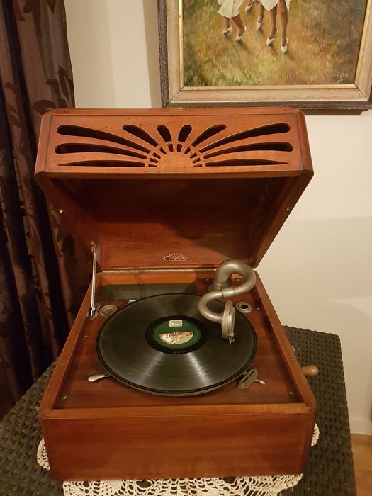 Gramophone